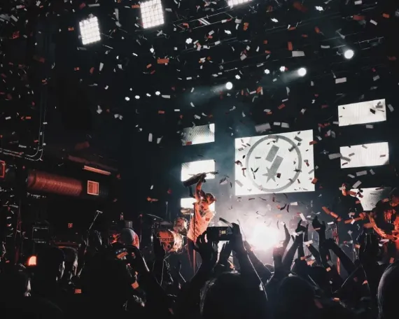 JanguBuzz social media platform project portfolio by WitQualis